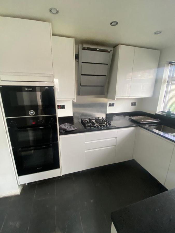 Theldon Daire Luton  Dış mekan fotoğraf