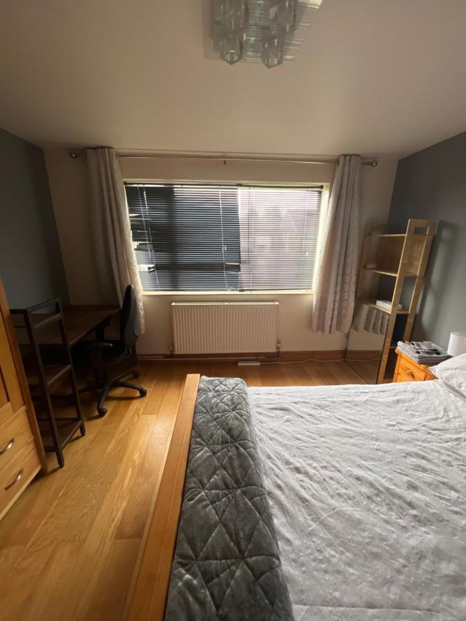 Theldon Daire Luton  Dış mekan fotoğraf