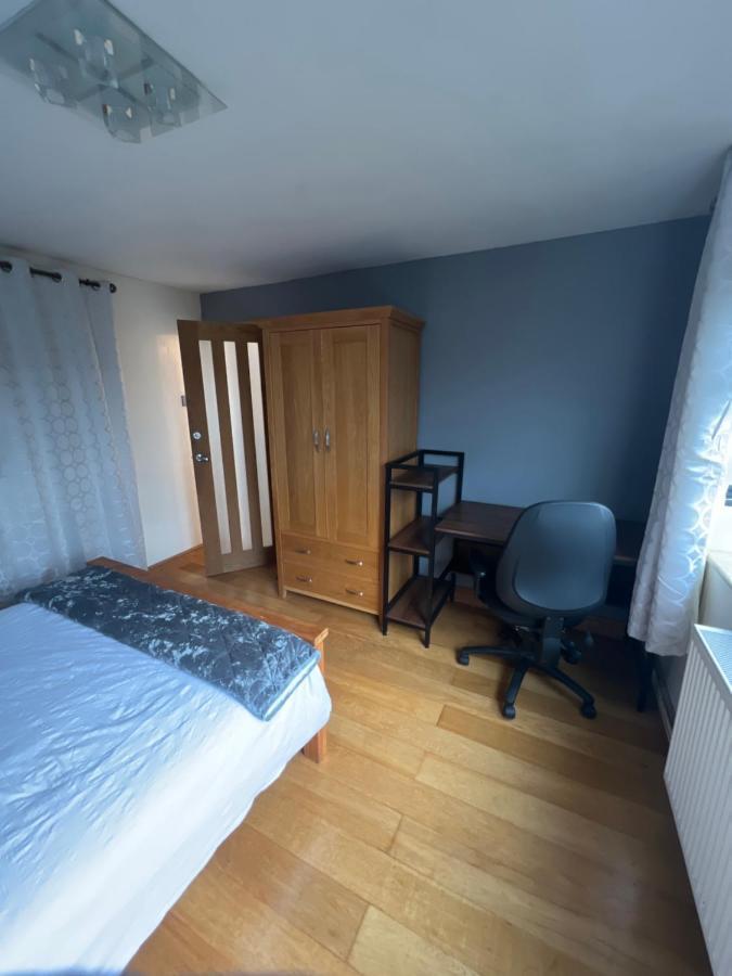 Theldon Daire Luton  Dış mekan fotoğraf